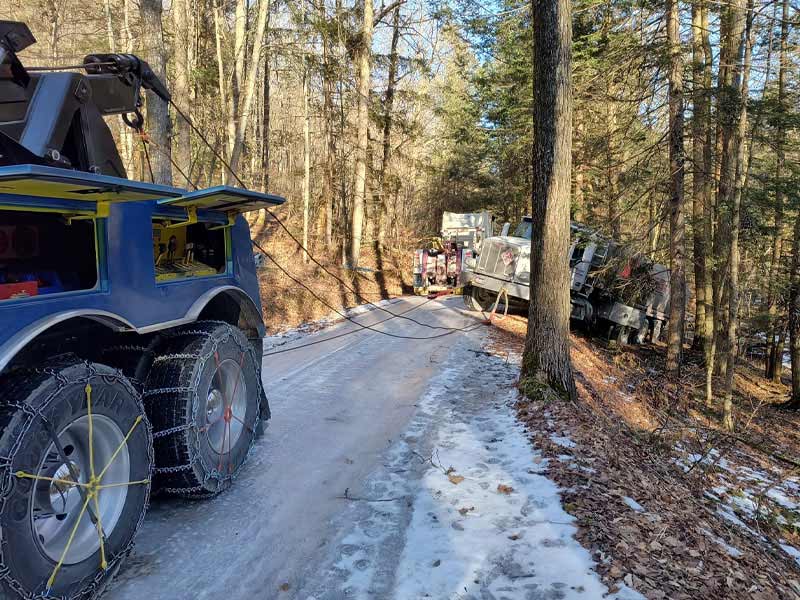 Crosskeys Towing Provide Equipment Hauling and Heavy Duty Winching in Mansfield, PA