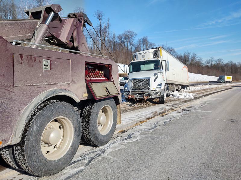 Tractor Trailer Winch Out Recovery I 99 Corridor